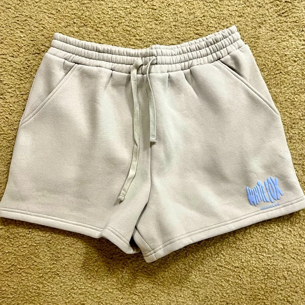 White Fox Boutique Archive 6.0 Lounge Shorts Dove - Picture 5 of 9